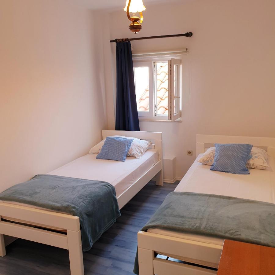 Aparthotel Marina Primošten Eksteriør billede